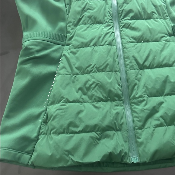 Lululemon Athletica Green Women's Vest - Picture 2 of 6